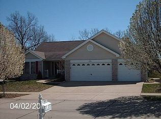 4116 Sunrise Dr, Kansas City, MO 64123