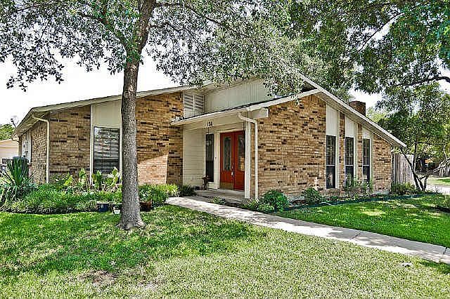 1st image of 1211 Crestwood Ct