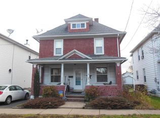 22 Snowden St, Forty Fort, PA 18704
