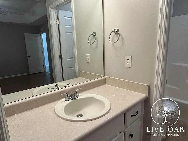 952 Gulfstream Rd — Photo 13
