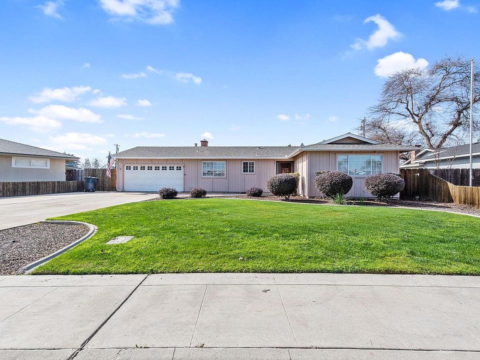 1st image of 2637 S Linda Vista St