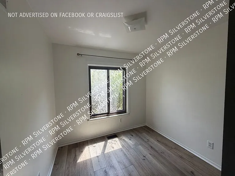 25965 Rose St — Photo 10