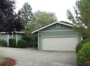 23059 Sunset Ridge Dr, Auburn, CA 95602