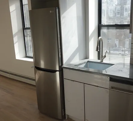 Rented by Nooklyn NYC LLC | media 35