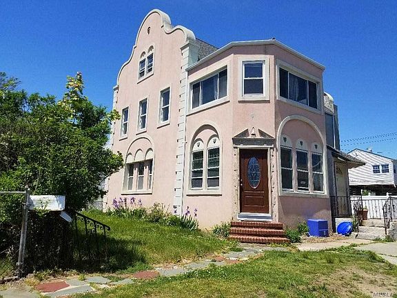 2nd image of 161 E Hudson St