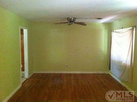 3rd image of 1318 Lehigh Dr