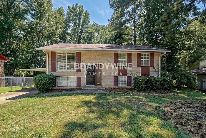 4 bed, 2.0 bath, 1400 sqft, $1,873 — Photo 2