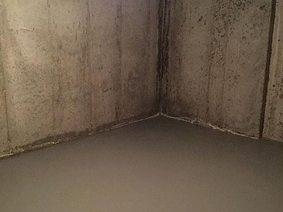 4th image of 333 Pond St APT 3