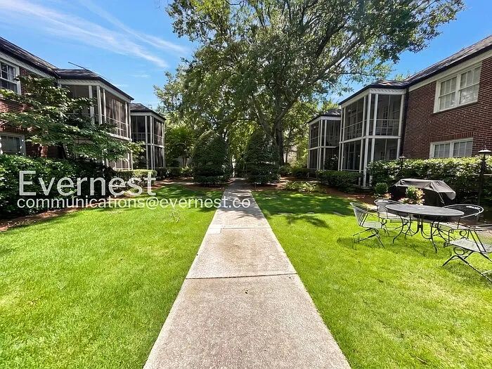 55 Delmont Dr NE #D1 — Photo 17