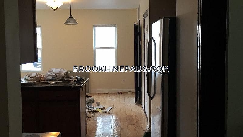 1st image of 5 Smythe St APT 1H