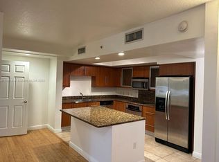 888 S Douglas Rd APT 116, Coral Gables, FL 33134