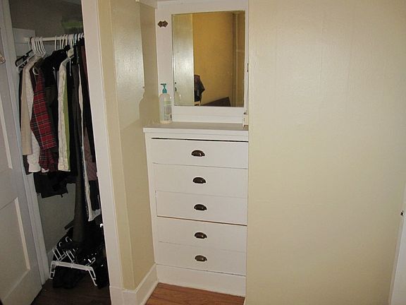 Bedroom built-in dresser