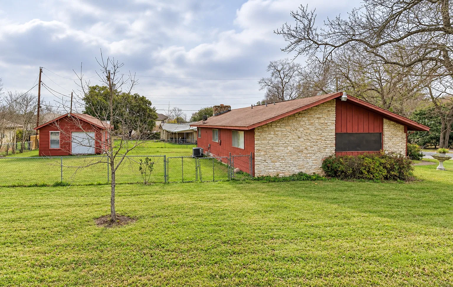 3 bed, 1674 sqft, $2,595 — Photo 3
