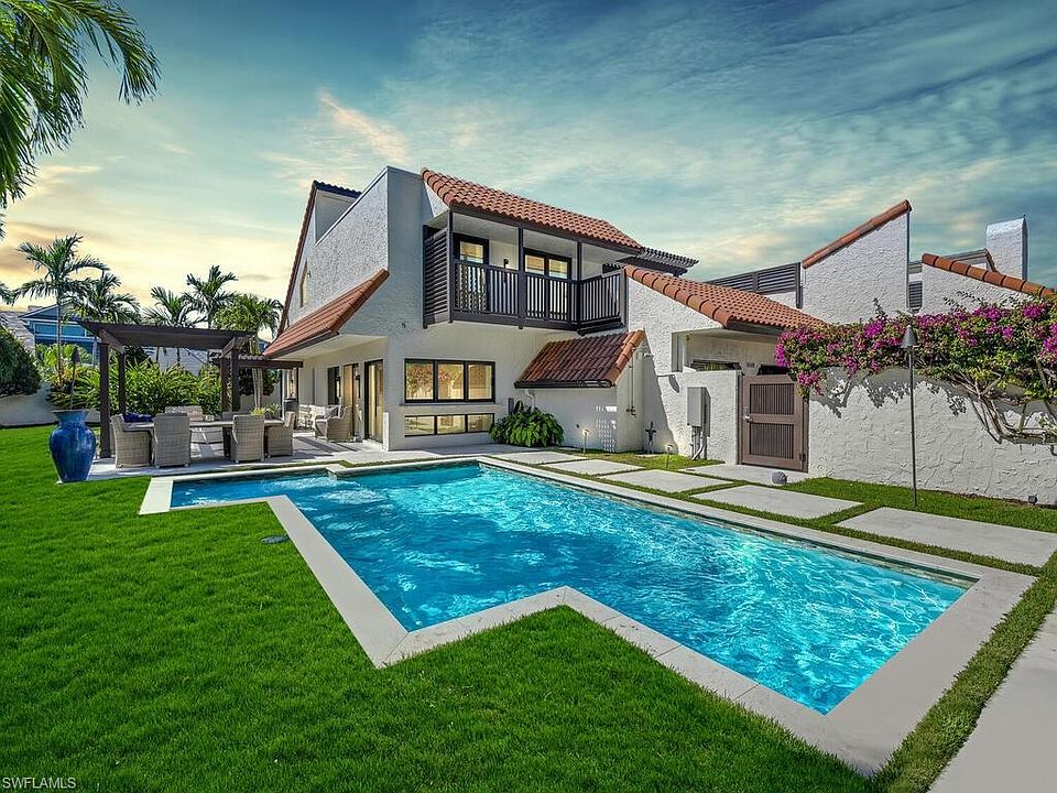 1st image of 568 Tierra Mar LN #18