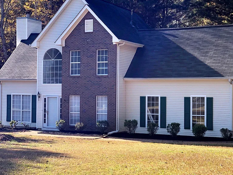 33 Noah Dr — Photo 2
