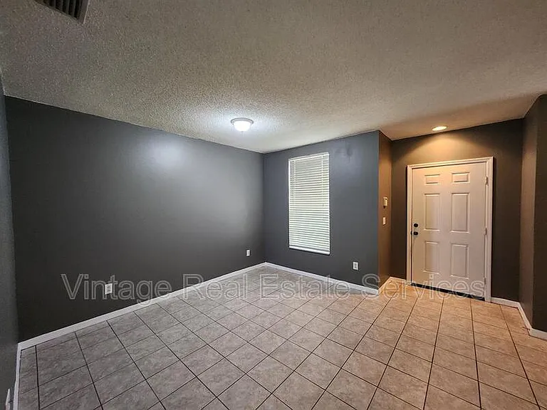 30151 Barnaby Ln — Photo 6