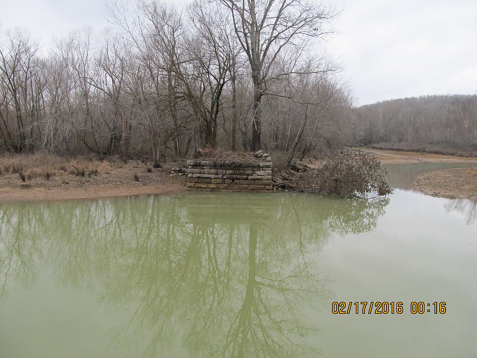 Lake at winter pool 354ft. 