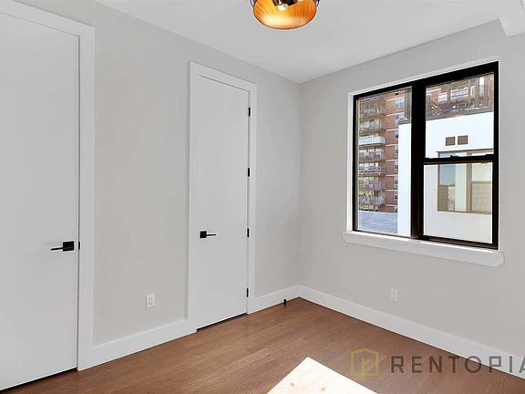 3rd image of 90 Manhattan Ave #3K