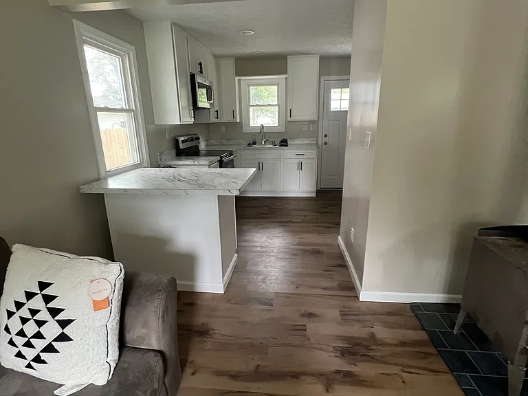 1423 Cummings Blvd — Photo 4
