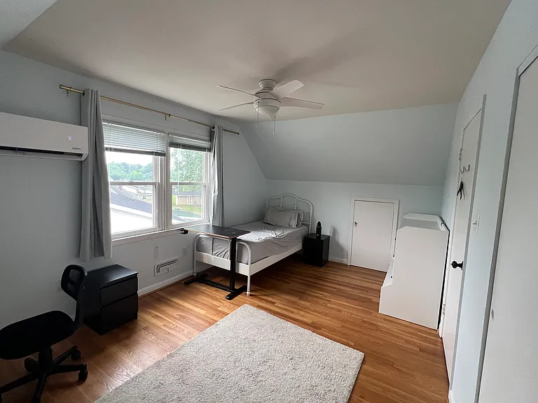 6017 Black Friars Cir — Photo 48