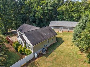 686 Mock Rd, High Point, NC 27265