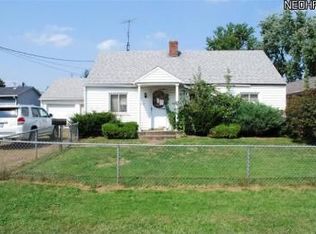2437 43rd St NW, Canton, OH
