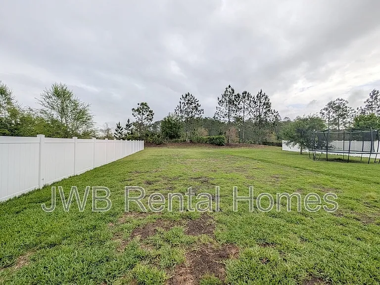 95 Silver Creek Pl — Photo 18