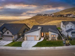 2427 S Trapper Pl, Boise, ID 83716