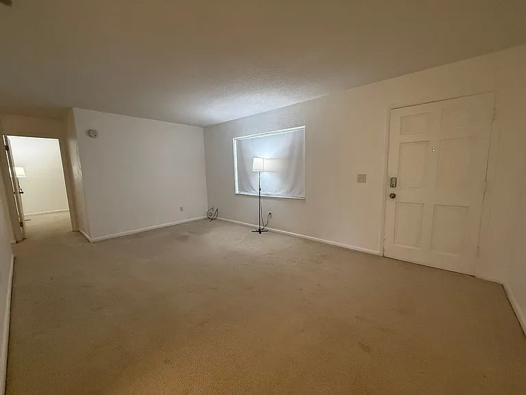 2610 Orange Tree Dr — Photo 5