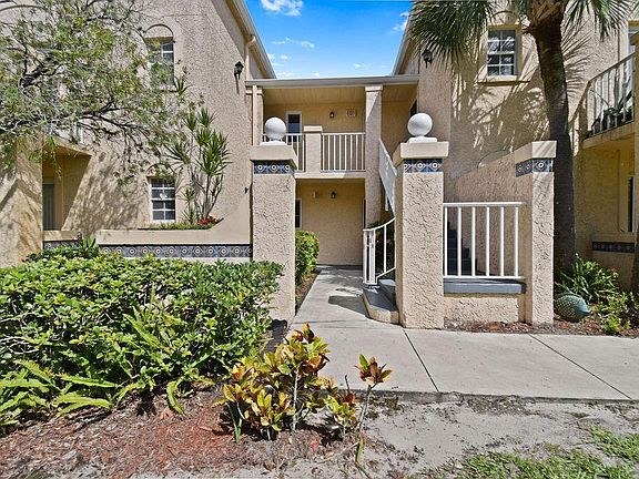 3rd image of 1628 SE Green Acres Cir APT I203