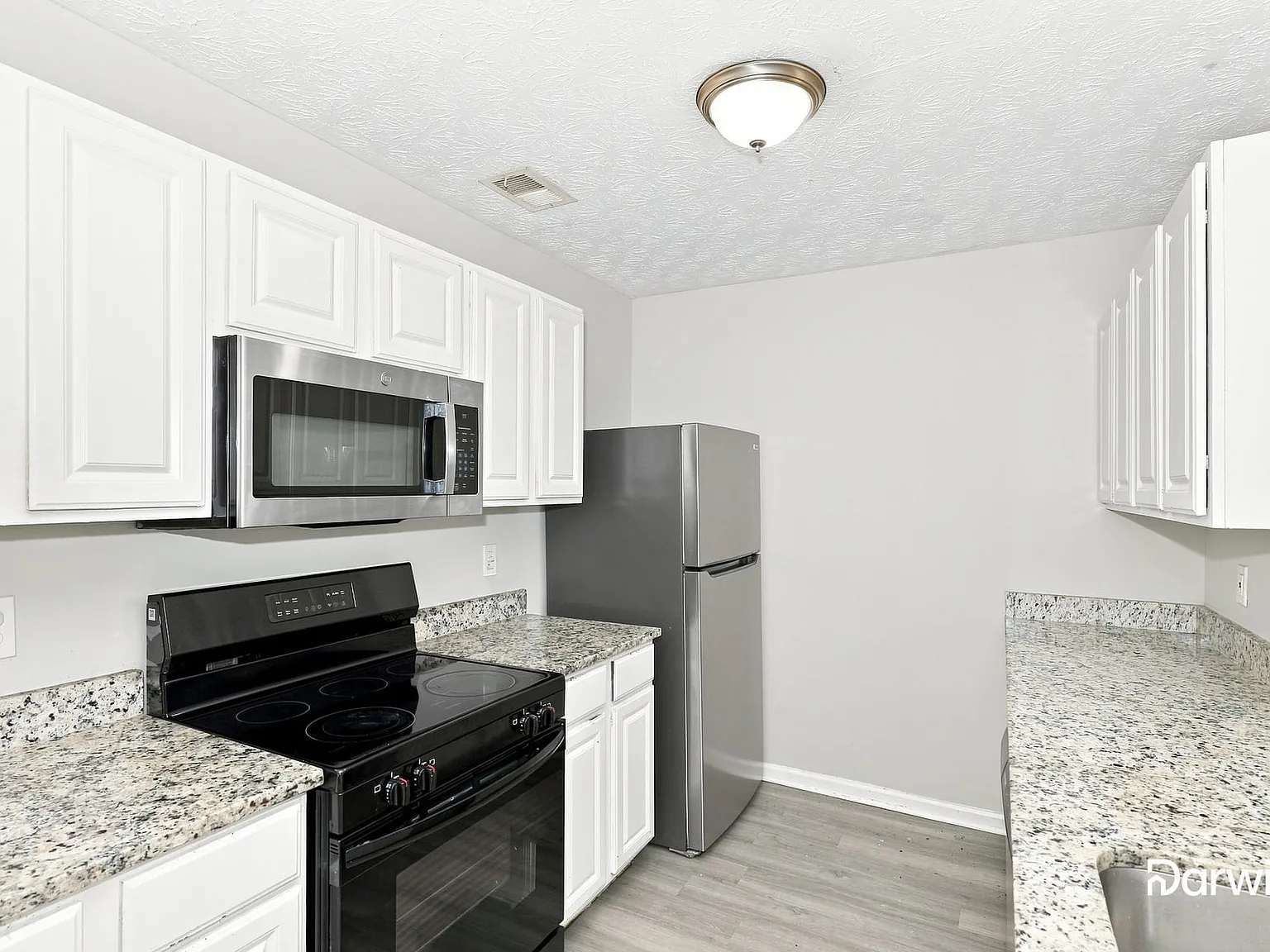 3 bed, 2.5 bath, 1500 sqft, $1,505 — Photo 3