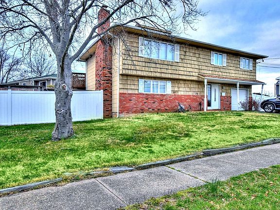 2nd image of 84 Shore Rd