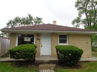 71 W 141st St, Dixmoor, IL 60426