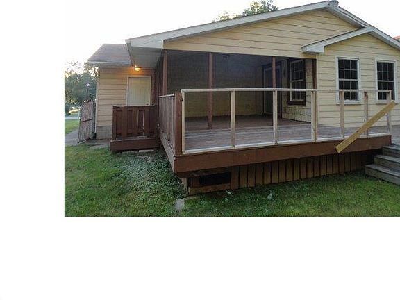 5th image of 3697 Karen Dr