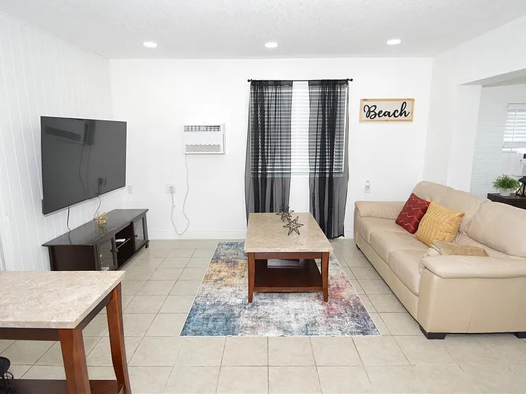 156 146th Ave E #B — Photo 16