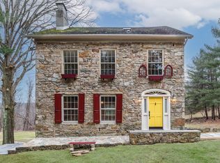 195 E Mill Rd, Long Valley, NJ 07853