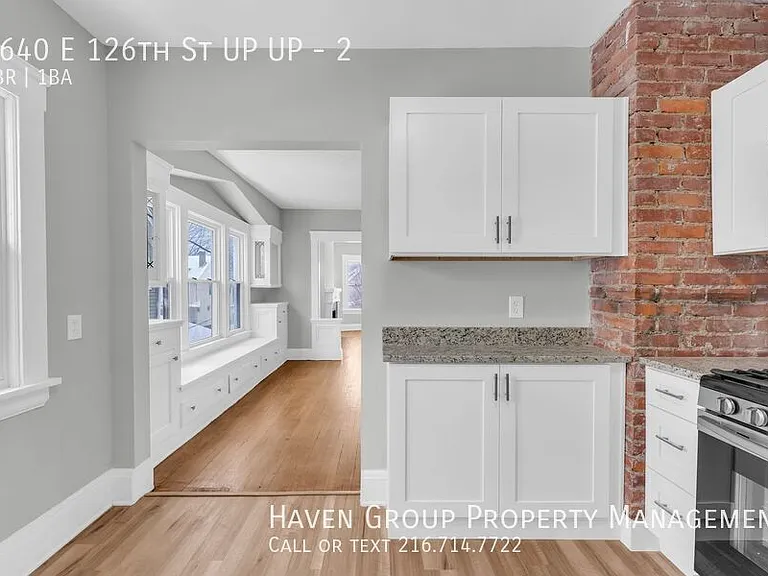 2640 E 126th St #2-UP — Photo 11