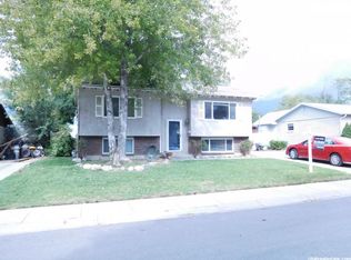 102 W Paula Dr, Sandy, UT 84070