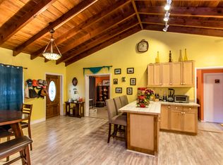 8010 Shark Dr, Marathon, FL 33050