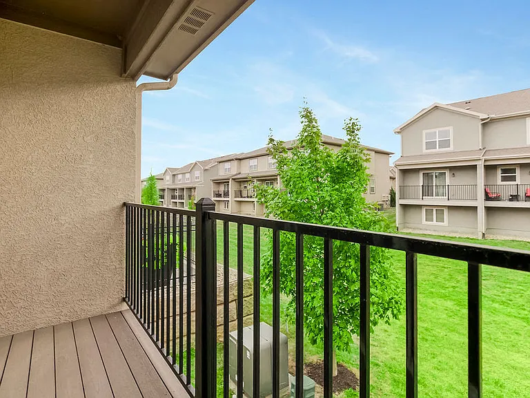 Prairie Pines Townhomes — Photo 18