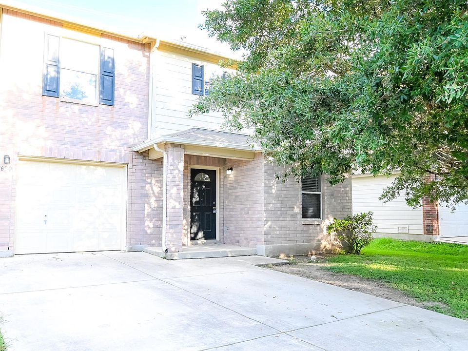 1st image of 7630 Cortland Oak