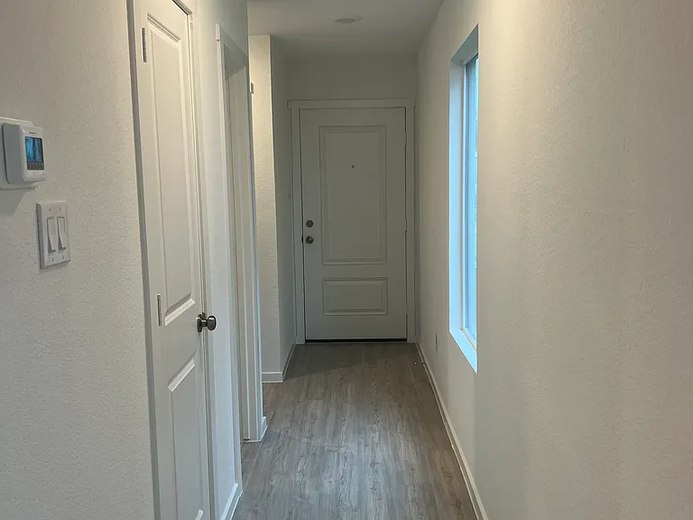 6809 Bramblewood Dr — Photo 3