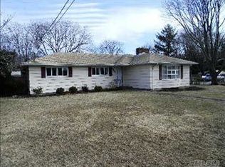 463 Washington Ave, Patchogue, NY 11772