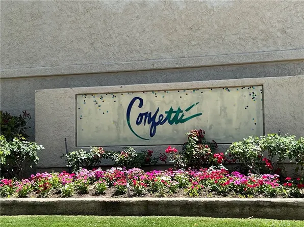 27236 Luther Dr APT 702, Santa Clarita, CA 91351