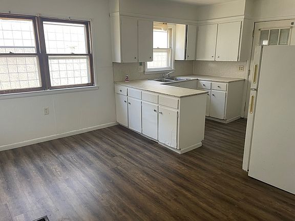 5th image of 856 Lafayette Ave NE #1