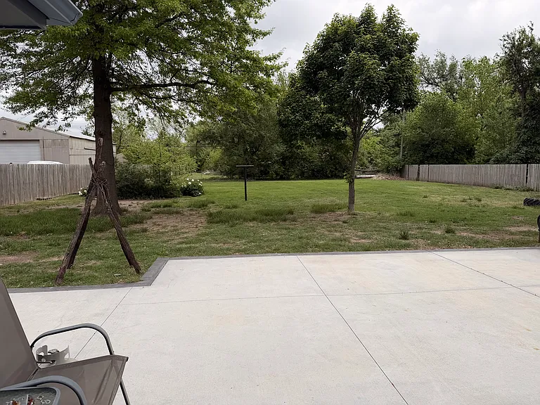 5444 N Athenian Ave — Photo 20