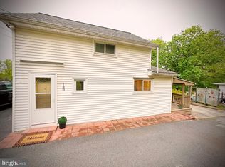 138 N Galen Hall Rd, Wernersville, PA 19565