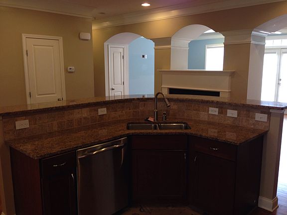 Kitchen sink/dishwasher