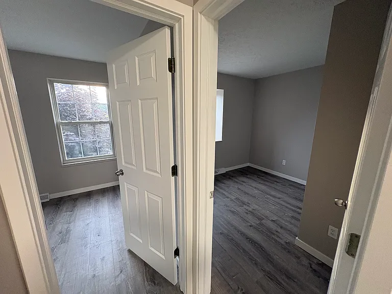 Rooms Front 1 & Middle 3