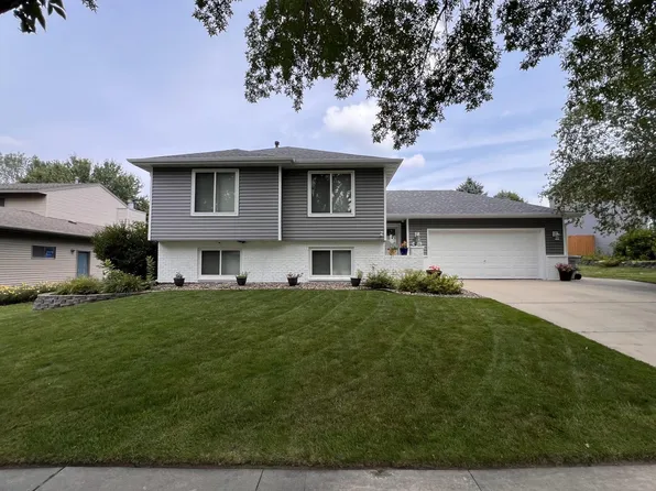 4451 57th St NW, Rochester, MN 55901